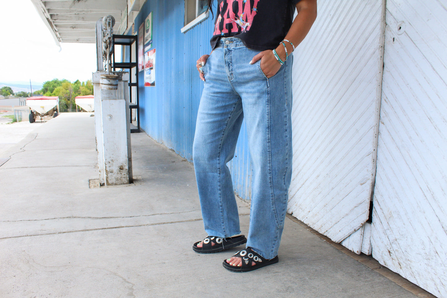 The Jennings Barrel Jeans